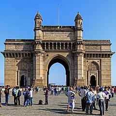 best places to visit in mumbai - Gateway of India