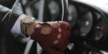 6 Best Driving Gloves for Men and Women