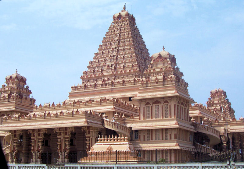 Delhi temples - Shree Adya Katyayani Shaktipeeth Mandir (Chhatarpur Temple)