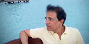 Harsha Bhogle Bio - Career, Salary, Family, Lesser Known Facts