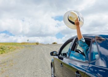 Best Car Emergency Kit to Help You Be Prepared for Your Next Road trip
