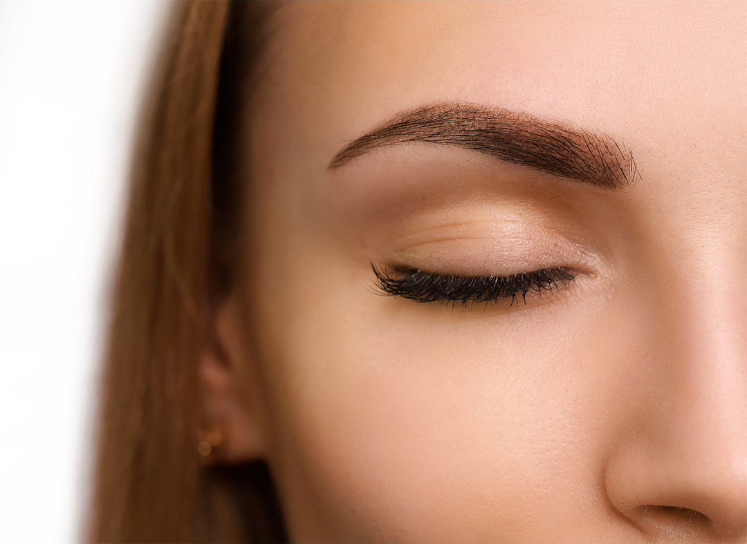 How Are Powder Brows Done?