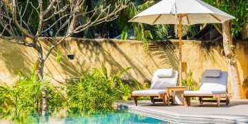 Best Outdoor Chairs with Shade | Canopy Chair