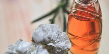 According to the US Department of Health and Human Services, an aromatherapy spray imported from India is the source of a rare bacterial epidemic