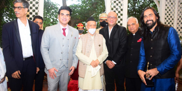 Governor of Maharashtra Honors Choreographer Feroz Khan