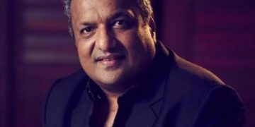 Sanjay Gupta slams Bollywood's silence in Shah Rukh Khan's 'moment of disaster,' calls it shameful