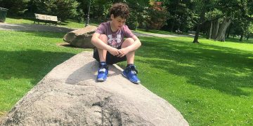 Julian Lerner's Age, Birthday, Height and More