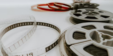 Amitabh Bachchan Commemorates A Landmark By Releasing Images From His First Film