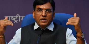 Health Ministry to review jab drive in 3 states