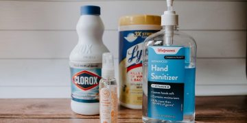 People with poor oral health can end up with more severe symptoms if they catch the coronavirus