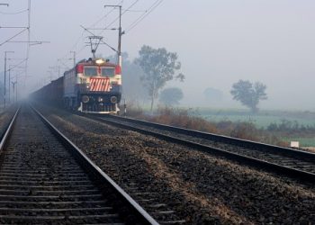 Karnataka imposes travel rules for short-term travellers from Maharashtra