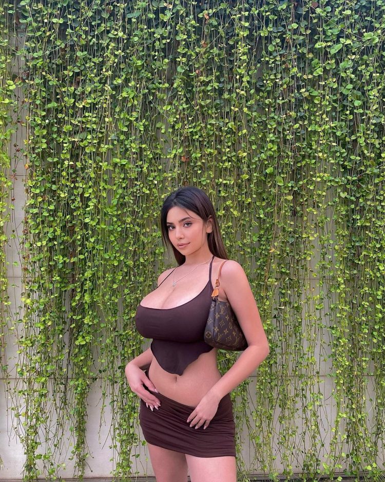 Coral Sharon - Biography, Wiki, Videos, Social Media & More