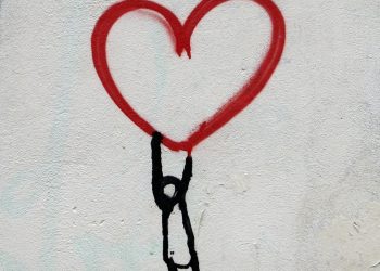 Sara Ali Khan on Loving Two Men in Atrangi Re: ‘This Is Not Feminist Movement But Innocence’