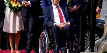 Czech Republic Appoints Its New P.M. From The Plexiglass Box