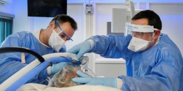 Netherlands ICU Beds Running Out as Weekly Covid-19 Cases Hit Record High