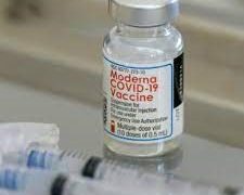 Moderna Says Its Booster Dose Raises Antibody Levels 37-fold Against Omicron