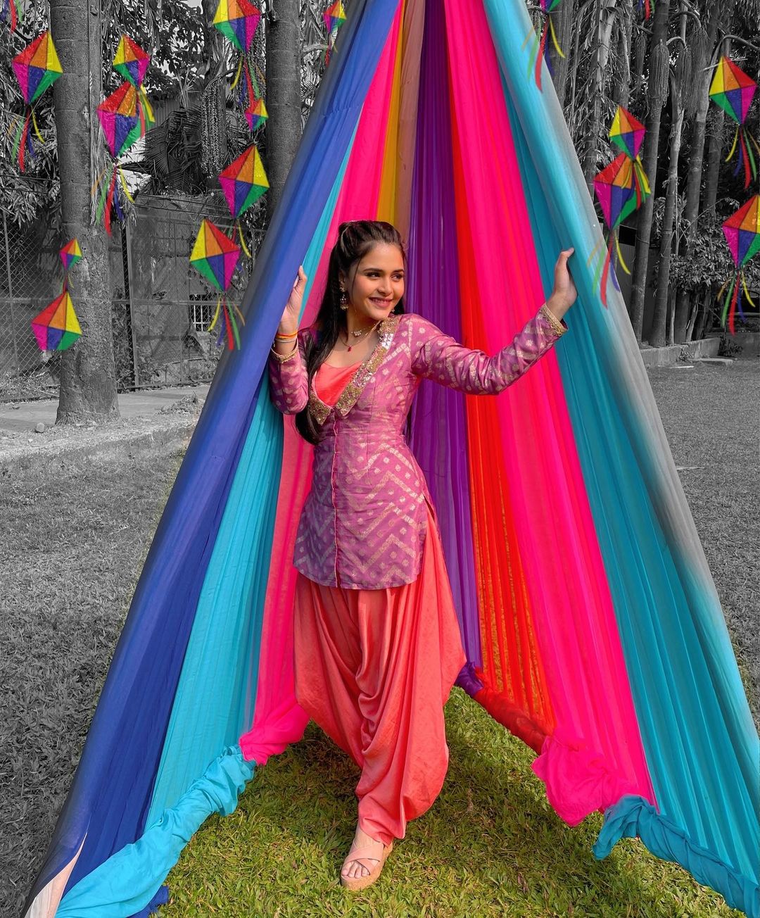 Muskan with colorful kites