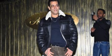 Salman Khan Bitten by Snake at Panvel Farmhouse, Admitted to Hospital at 3 AM Saturday Night