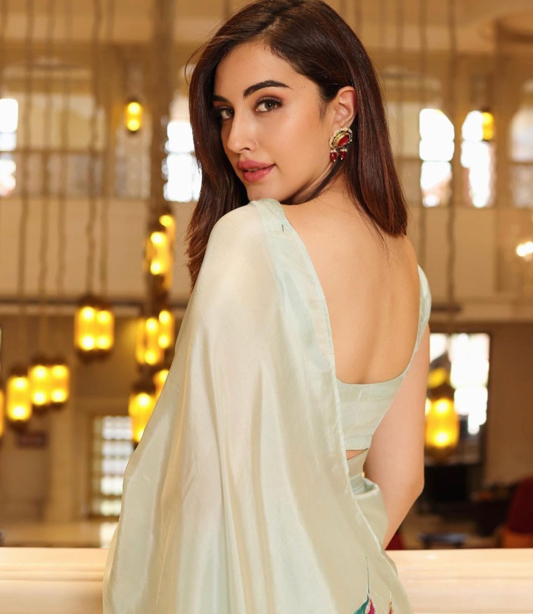 Samreen Kaur in white saree